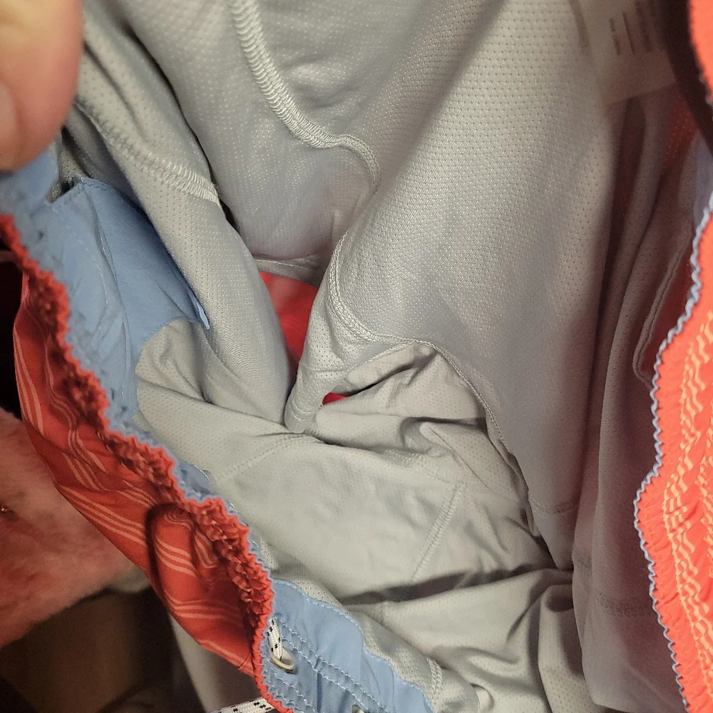 Bonobos NWOT Men's Red/Orange Striped Lined Swim Shorts Size‎ Large